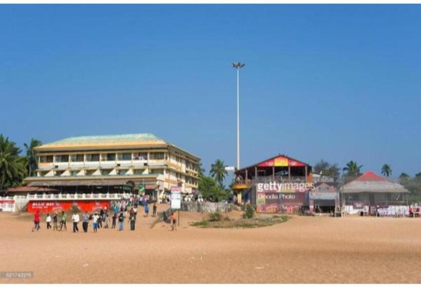 Aamiaismajoitus (B&B) Friends Clubhouse 2 Near La Calypso