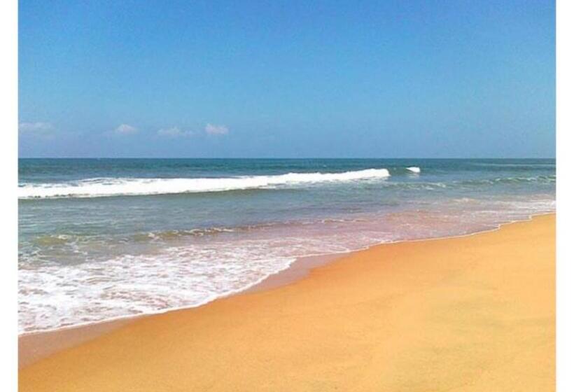 Aamiaismajoitus (B&B) Friends Clubhouse 2 Near La Calypso