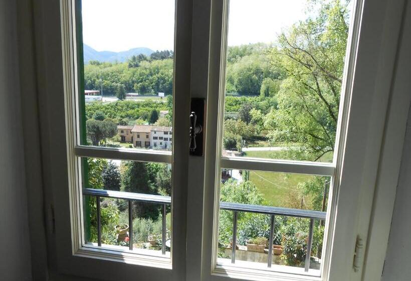 تختخواب و صبحانه La Pieve Di Sant Andrea