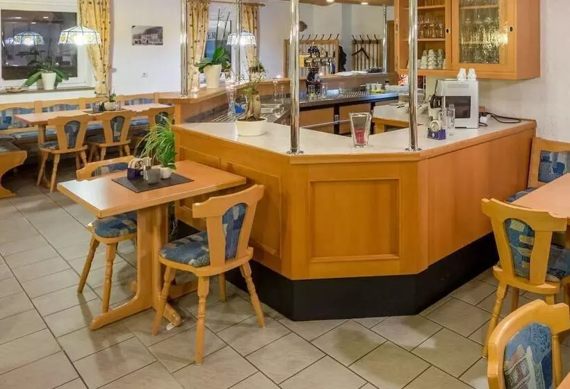 Hotelli Gasthof Alte Post