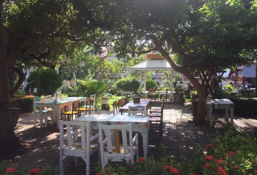 هتل ณดา เกาะล้าน รีสอร์ท