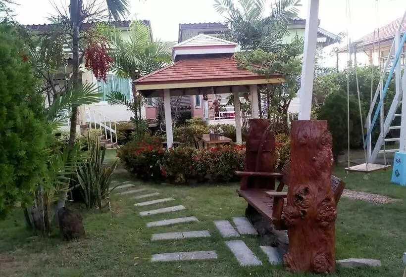 ホテル ณดา เกาะล้าน รีสอร์ท