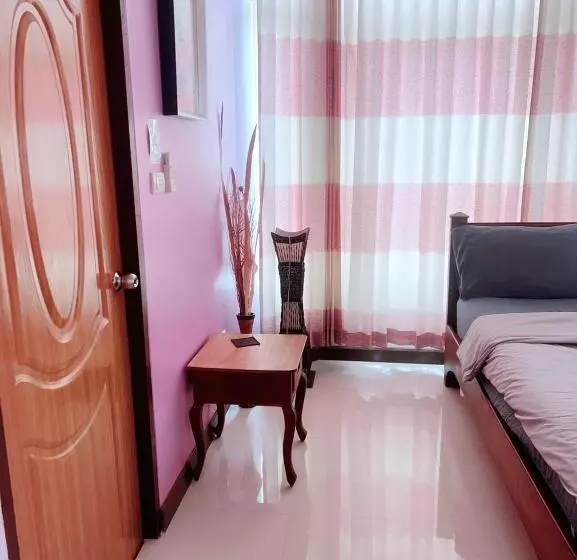 ホテル ณดา เกาะล้าน รีสอร์ท