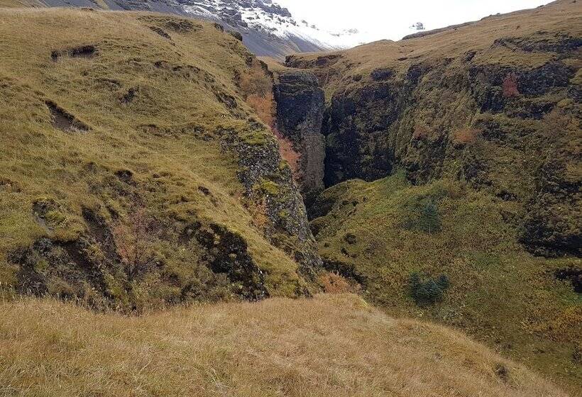 هتل ásólfsskáli Cottage