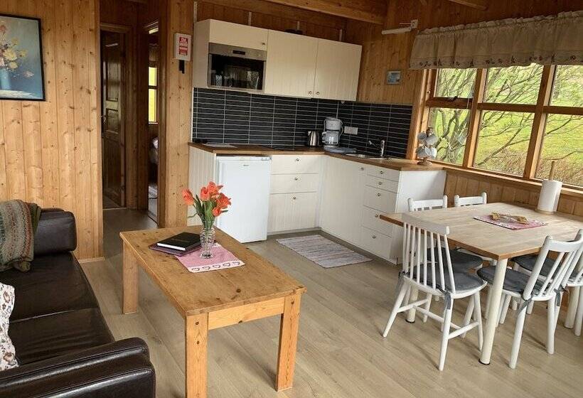 هتل ásólfsskáli Cottage