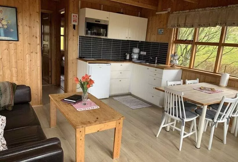 هتل ásólfsskáli Cottage