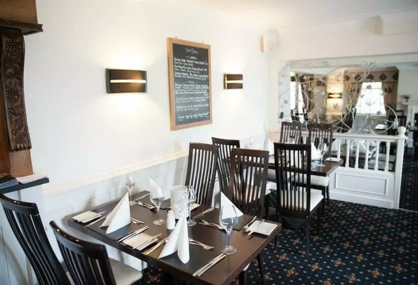 Hotelli The Treebridge