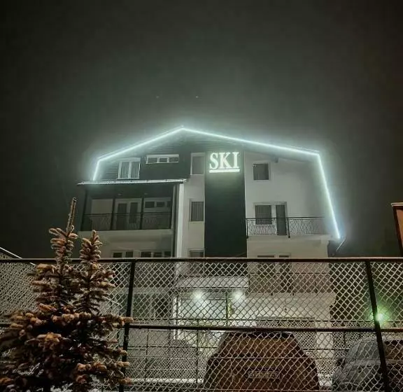 پانسیون Apartments And Rooms Ski