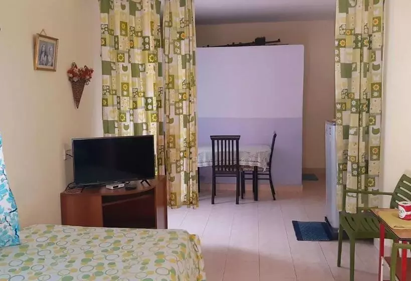 پانسیون Noel Guest House