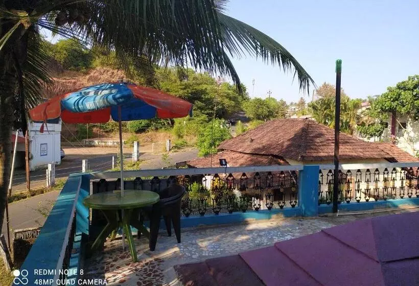 پانسیون Noel Guest House