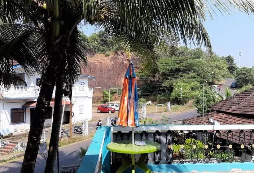 پانسیون Noel Guest House