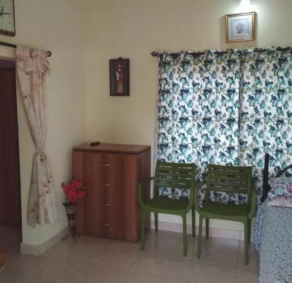 پانسیون Noel Guest House