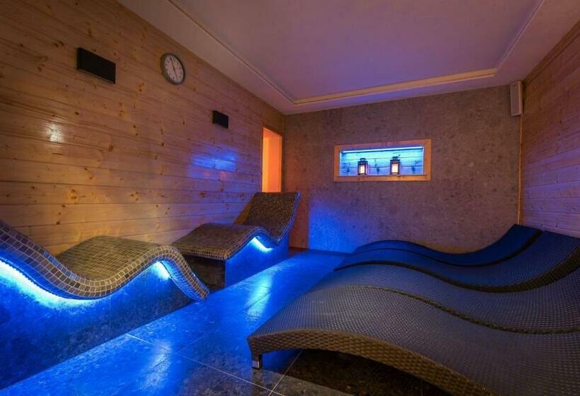 膳宿费 Penzion Larion