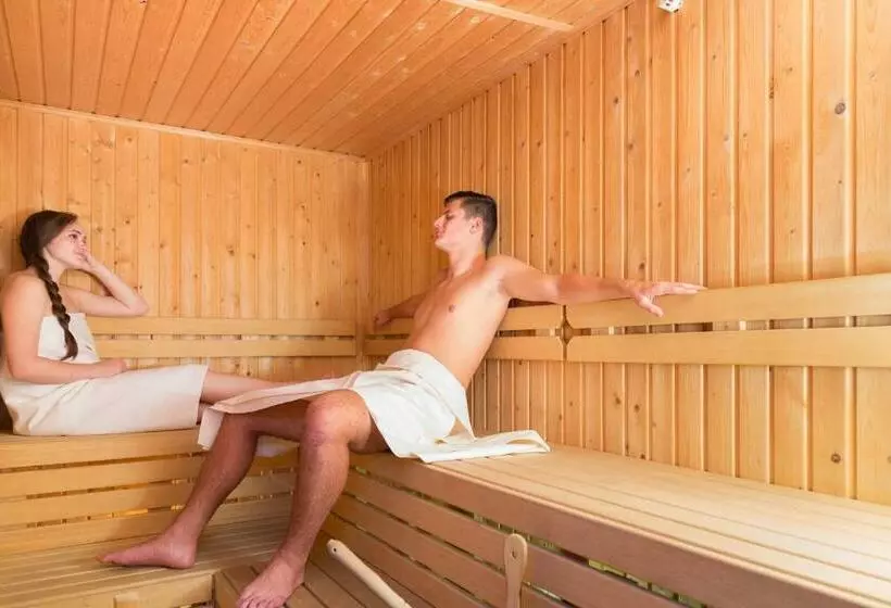 Majatalo Penzion Larion