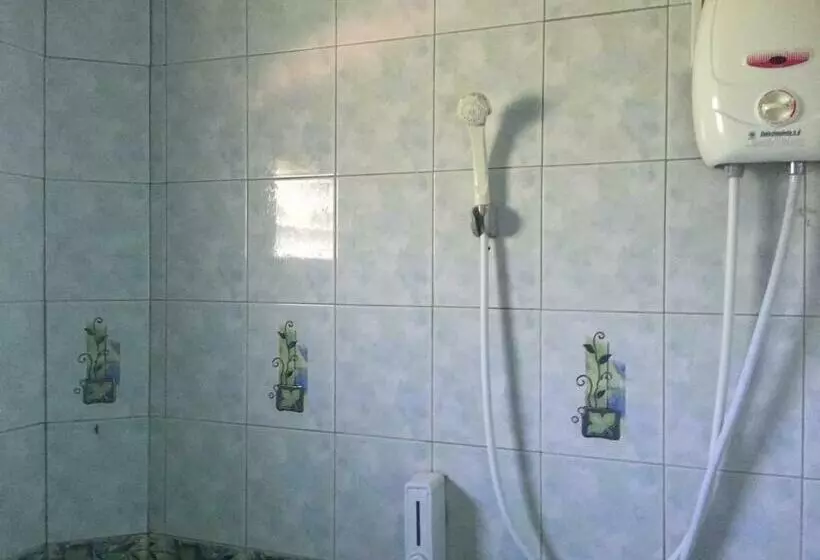 Majatalo Sin U Rai Resort