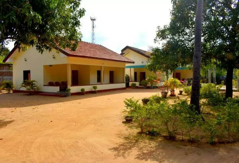 ペンション Yaswi Guest House