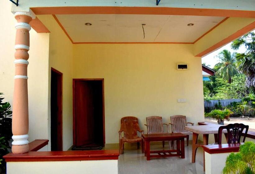 ペンション Yaswi Guest House