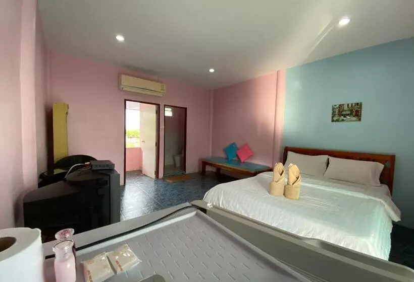 Phuttharaksa Resort