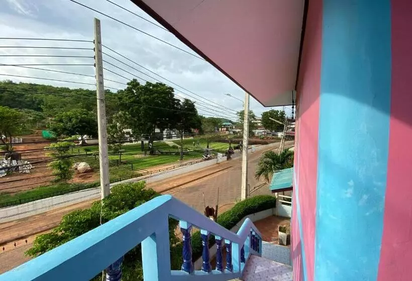 Phuttharaksa Resort