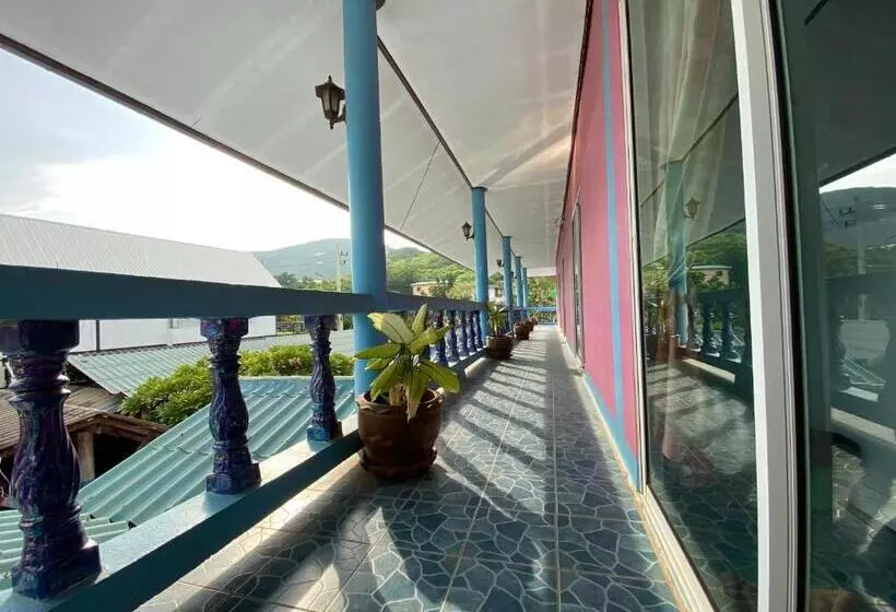 Phuttharaksa Resort