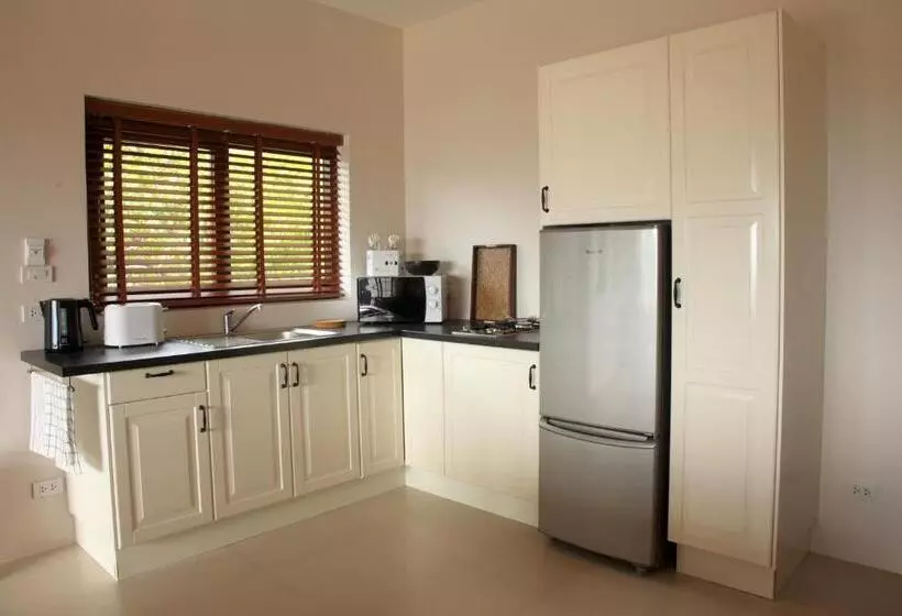 Lomakeskus Koh Phangan Pavilions Serviced Apartments