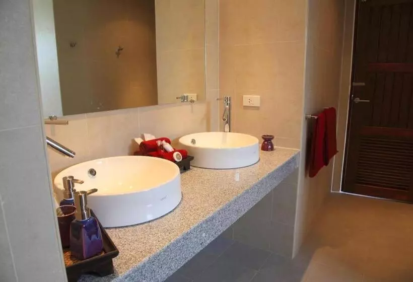 Lomakeskus Koh Phangan Pavilions Serviced Apartments