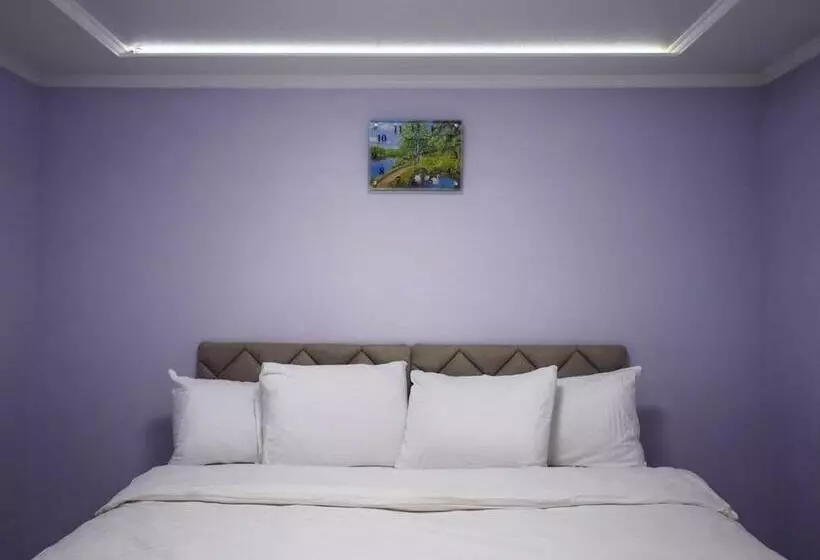 Retkeilymaja Boutique Hotel V