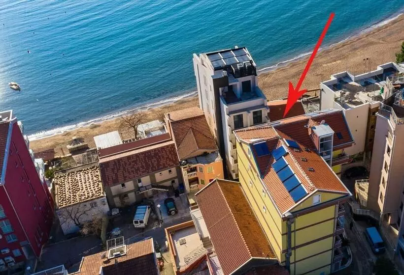 تختخواب و صبحانه Apartmani Luka   Vila Brzulovic