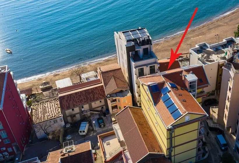 تختخواب و صبحانه Apartmani Luka   Vila Brzulovic