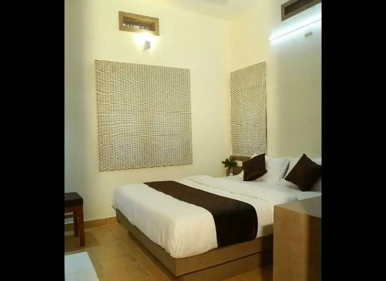 Aamiaismajoitus (B&B) Dakshin Ghats