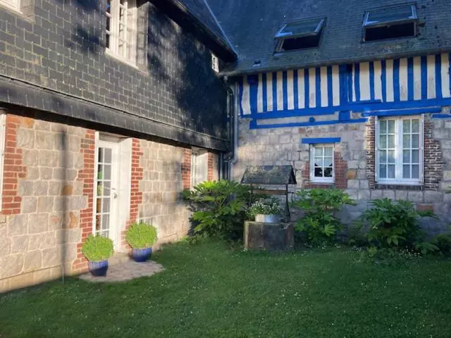 Aamiaismajoitus (B&B) L Armandière