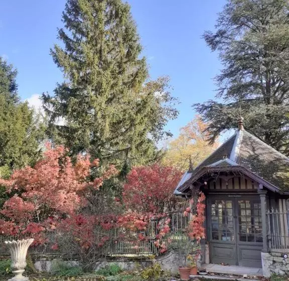 Aamiaismajoitus (B&B) La Fée Des Eaux