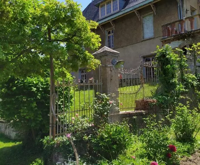 Aamiaismajoitus (B&B) La Fée Des Eaux