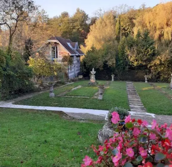 Aamiaismajoitus (B&B) La Fée Des Eaux