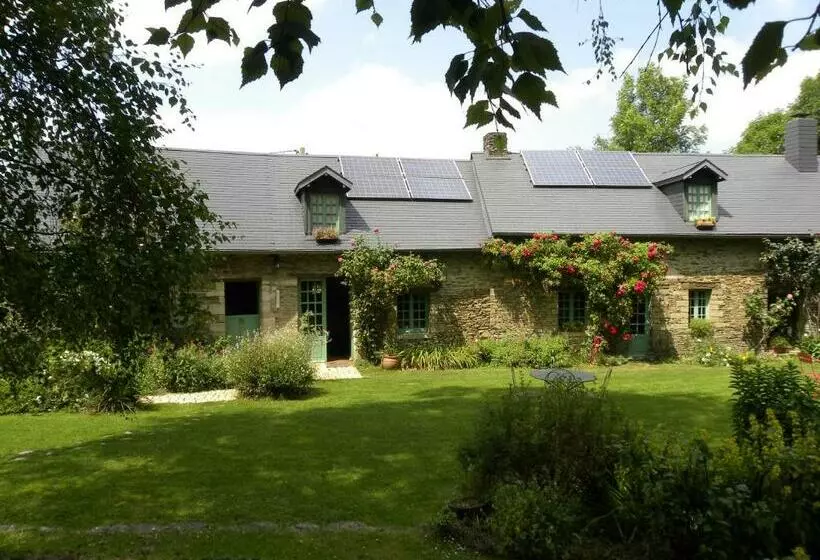 Aamiaismajoitus (B&B) Le Lavoir De Julia