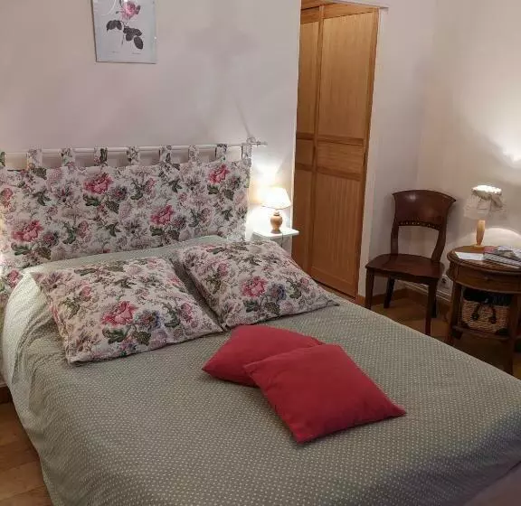 Aamiaismajoitus (B&B) Maison Vérosia