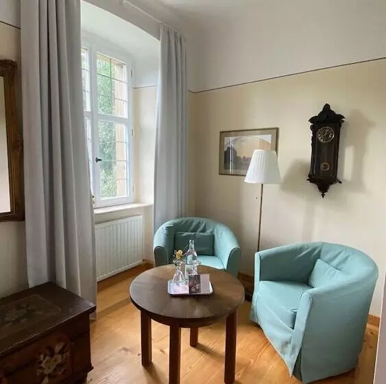 Aamiaismajoitus (B&B) Propstei Wechterswinkel