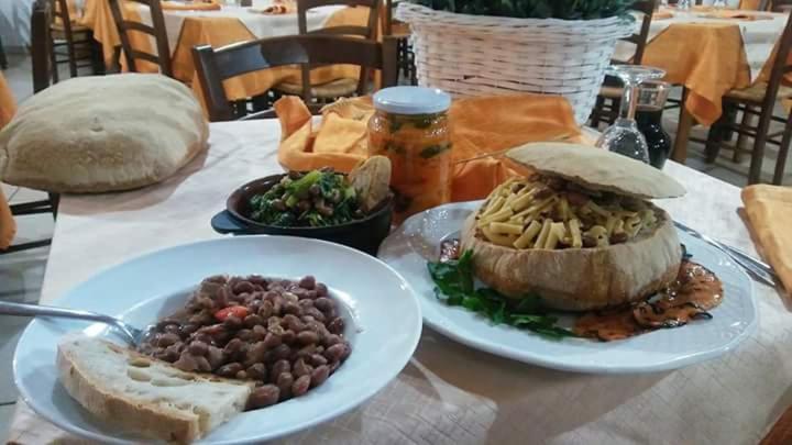 Отель Azienda Agrituristica Le Prunelle