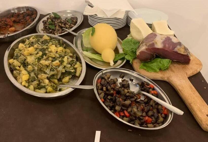 Отель Azienda Agrituristica Le Prunelle