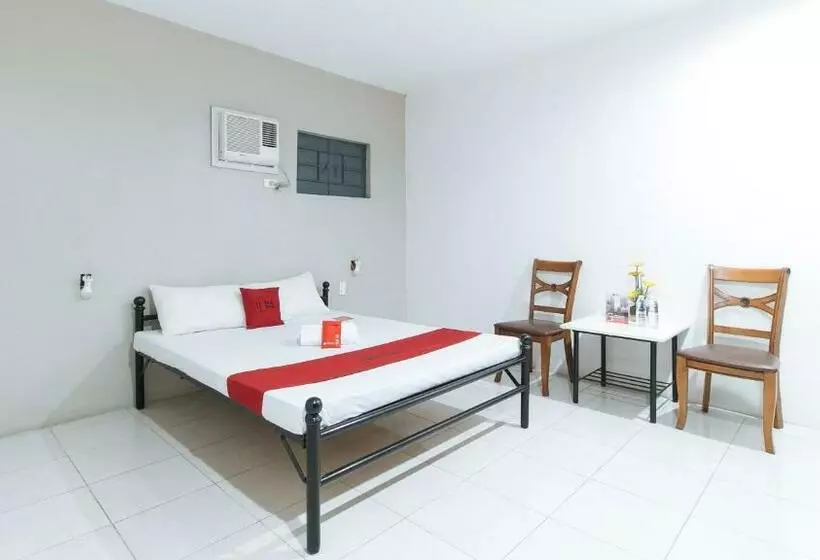 ホテル Reddoorz Near Sm Calamba