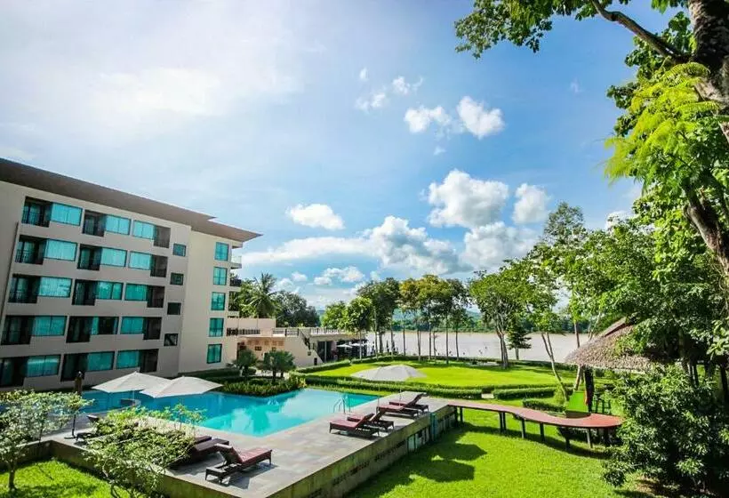 Hotelli River Tree Resort