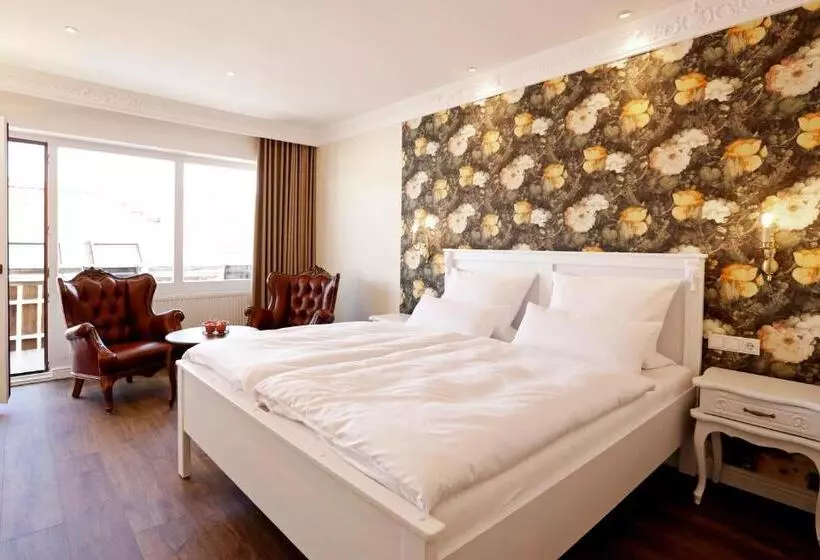 Hotelli Weinquartier Minges