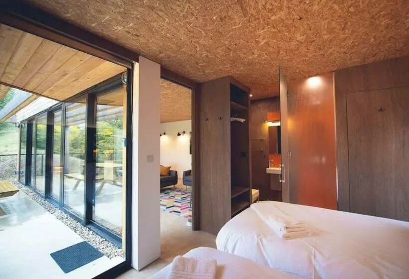 リゾートホテル Whispering Waters Teesdale Lodges