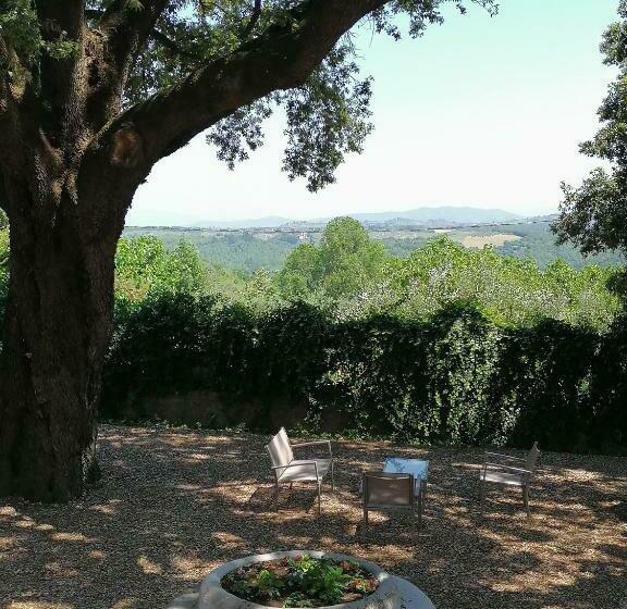 Villa Moris Bed And Breakfast