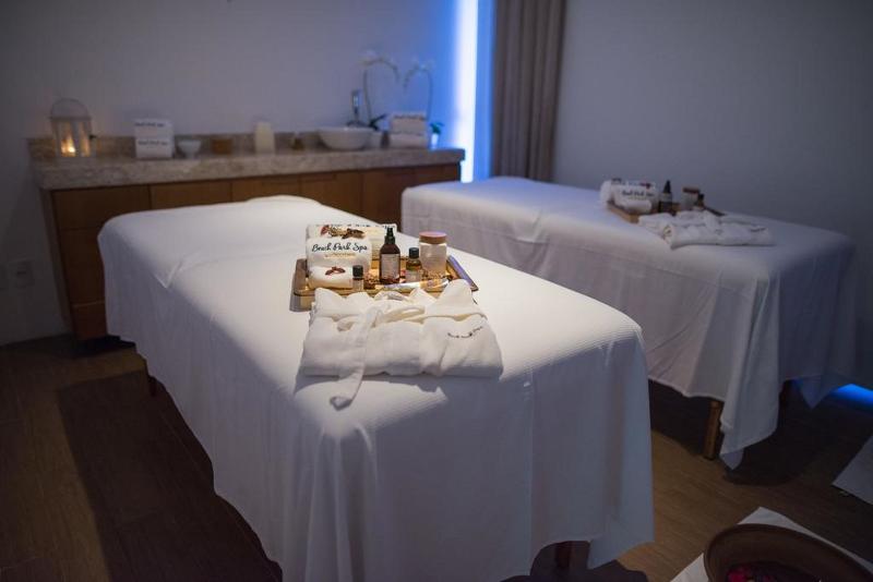 Beach Park Resort  Wellness