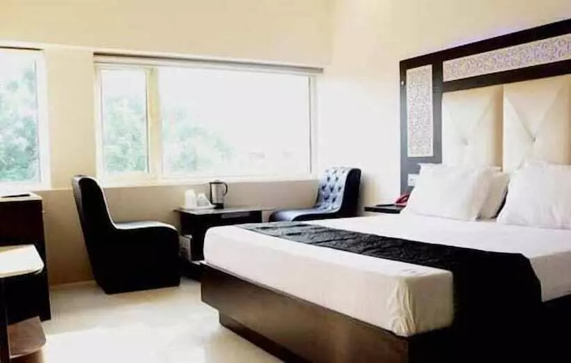 Отель City Plaza 3