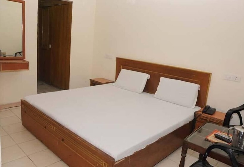 Отель City Plaza 3