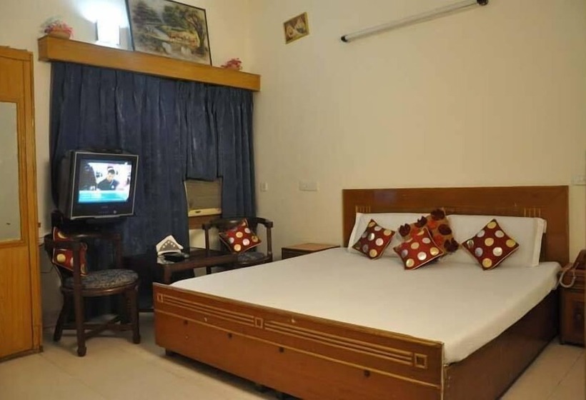 Отель City Plaza 3