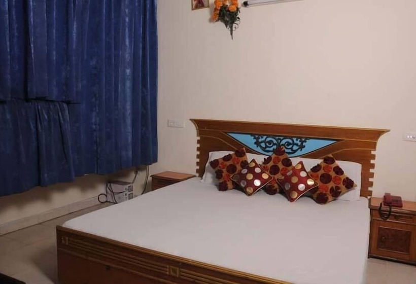 Отель City Plaza 3