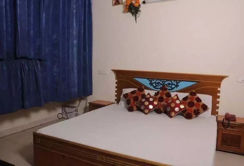 Отель City Plaza 3